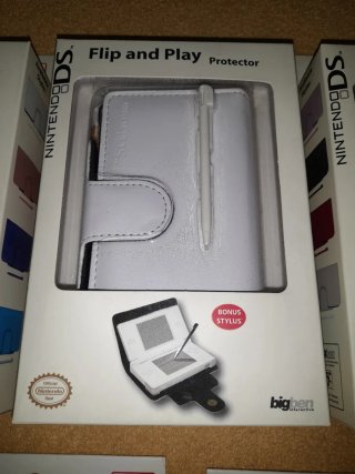 Oferta. NUEVO. Funda Oficial Nintendo DS Lite