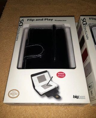 Oferta. NUEVO. Funda Oficial Nintendo DS Lite