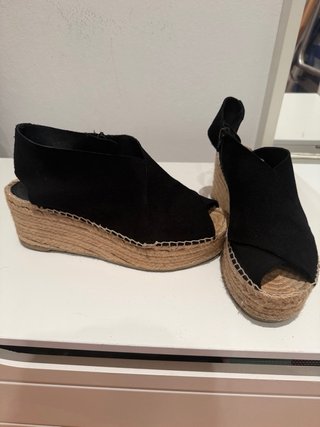 Alpargatas negras