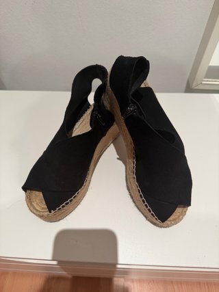 Alpargatas negras