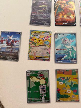 Variedad de cartas Pokémon