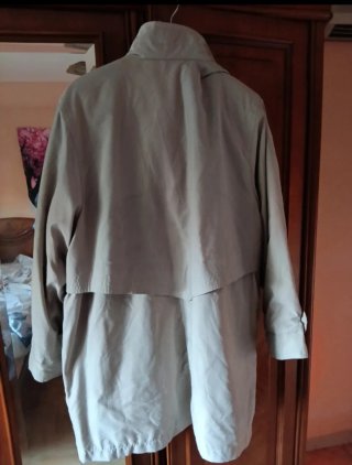 Gabardina corta gris talla 46