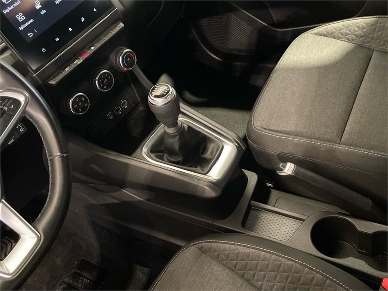 Renault Captur 2022, foto 16