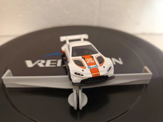 hot wheels aston martin vantage