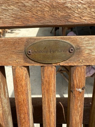 Silla de jardín de madera
