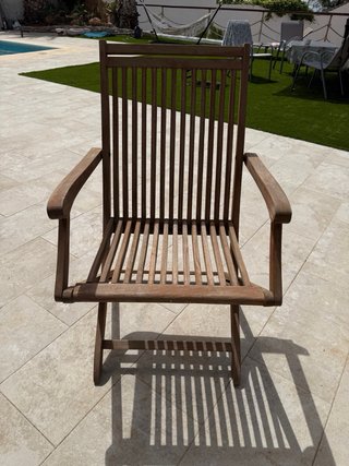 Silla de jardín de madera