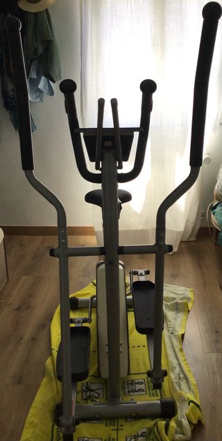 Elíptica y Bicicleta Estática 2 en 1