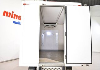 Iveco Daily CHASIS CABINA CARROZADO 35S 16 2.3 TD 156 CV HI-MATIC CON EQUIPO DE FRÍO THERMOKING