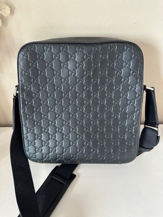 Bolso bandolera Gucci negro