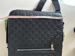 Bolso bandolera Gucci negro