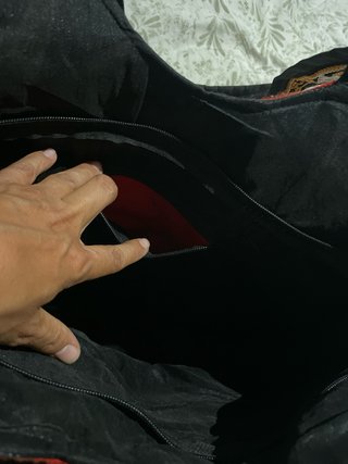 Bolso de mano bordado con elefante