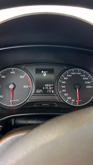 SEAT León 1.6 TDI 105 CV Manual 2014 – ITV recién