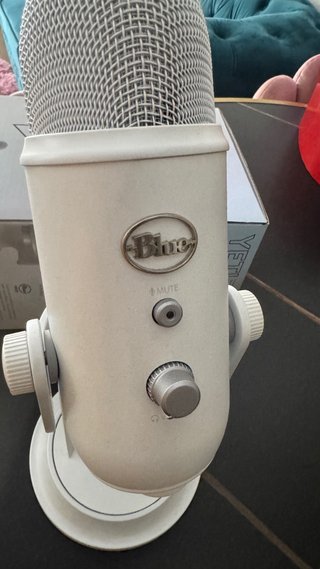 Micrófono Blue Yeti USB Blanco Nuevo