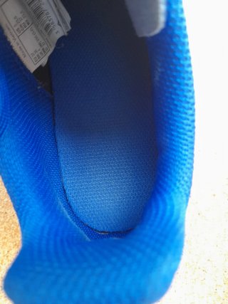 Tacos de fútbol azules talla 37