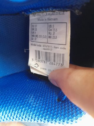 Tacos de fútbol azules talla 37