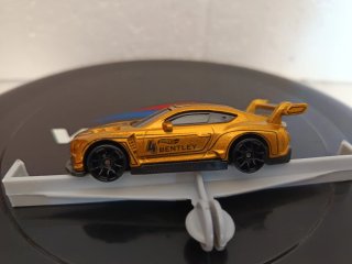 hot wheels bentley continental gt3