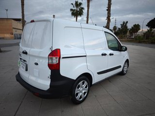 FORD Transit Courier Van 1.5 TDCi 74kW Limited