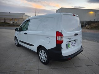 FORD Transit Courier Van 1.5 TDCi 74kW Limited