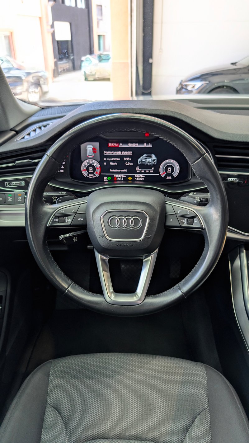 Audi Q8 2021, foto 9