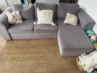 Sofá cama 3 plazas con chaiselong y arcón