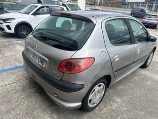 Peugeot 206 2004
