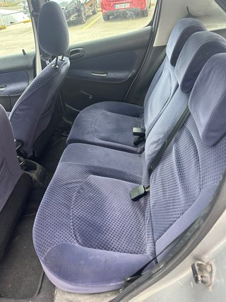 Peugeot 206 2004