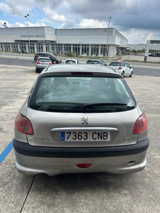 Peugeot 206 2004