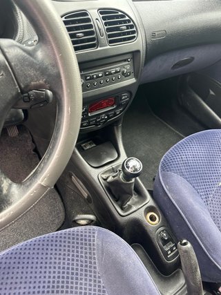 Peugeot 206 2004