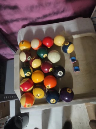 Bolas de billar y tizas