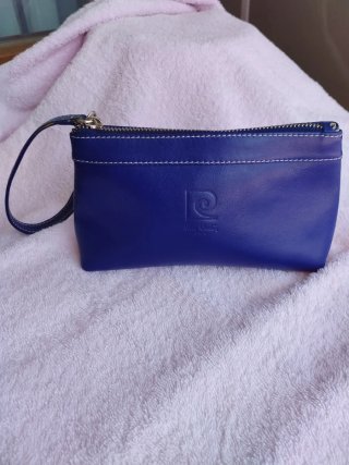 Bolsito de mano Pierre Cardin azul 22x14 cm