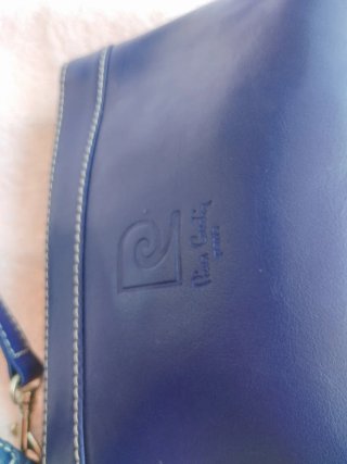 Bolsito de mano Pierre Cardin azul 22x14 cm