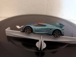 hot wheels koenigsegg jesko