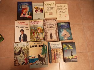 Libri vari per adolescenti