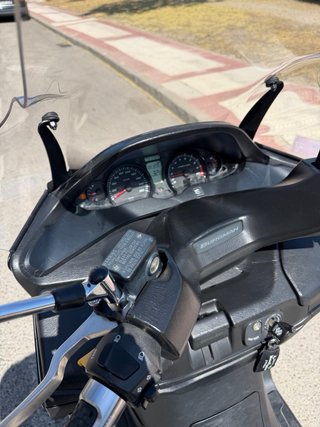 Suzuki Burgman 400 ABS 2014 Negra