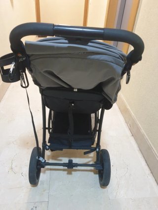 Carrito de bebé Kinderkraft gris