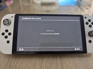 Nintendo Switch OLED Bianca