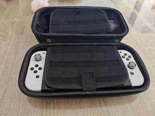 Nintendo Switch OLED Bianca