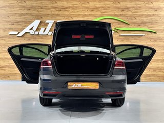 VOLKSWAGEN PASSAT EXECUTIVE 2.0 TDI DSG AUTO. 7 V