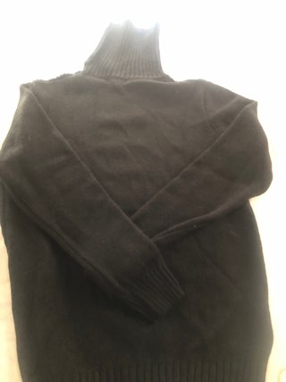 Jersey de lana cuello alto negro