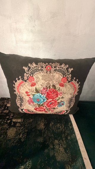 Sofá Marroquí con 2 Almohadas