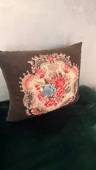 Sofá Marroquí con 2 Almohadas