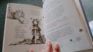 Libro Kika superbruja
