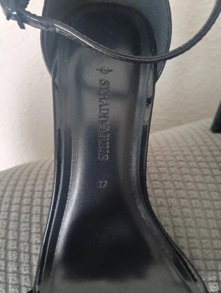 Sandalias Stradivarius Tacón Negro Talla 37