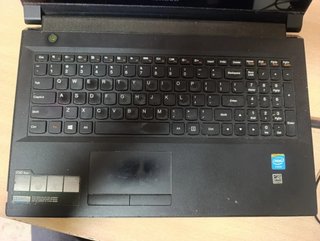 Portátil Lenovo B50 Touch Negro