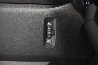 Renault Master VOLQUETE CAJA ABIERTA 3.5T L2 2.3 DCI 135 CV BASCULANTE HIDRÁULICO