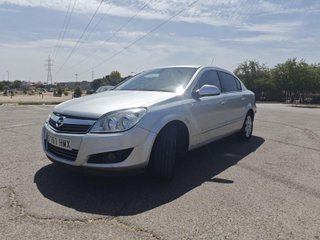 Opel Astra 2012
