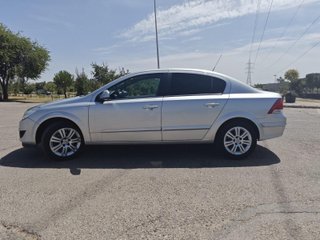 Opel Astra 2012