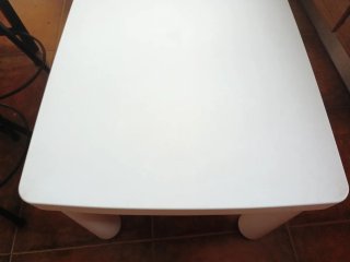 Mesa y 2 sillas infantiles blancas. Serie MAMMUT