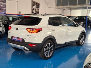 Kia Stonic 1.2 DPi 62kW (84CV) Concept