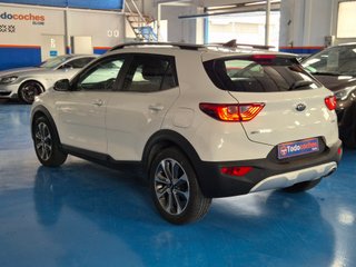 Kia Stonic 1.2 DPi 62kW (84CV) Concept